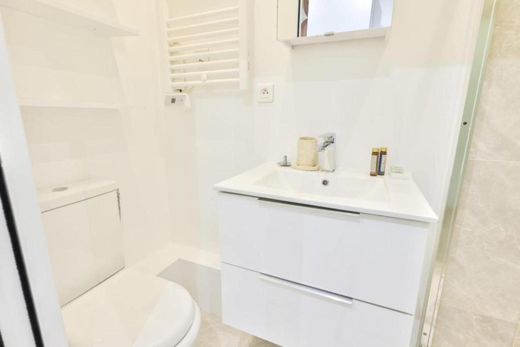 Charming Studio - 2P - Eiffel Tower Paris Exterior photo
